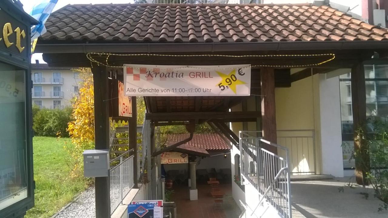 Chalet Swiss - App.Nelles Bad Füssing Exteriör bild