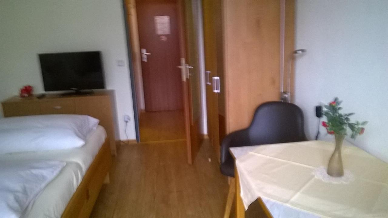 Chalet Swiss - App.Nelles Bad Füssing Exteriör bild